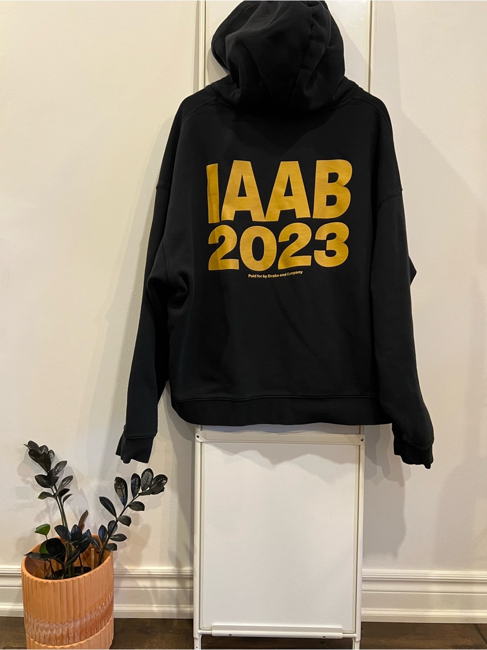 IAAB DRAKE 2023 BLACK & GOLD OVERSIZED HOODIE ⚫️🟡 XL
